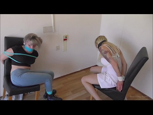 ❤️ Akapindwa muropa / akasungwa uye akasungwa / musikana ari mukutambudzika Mberi pa %sn.hentai-id-tv.ru % ❌
